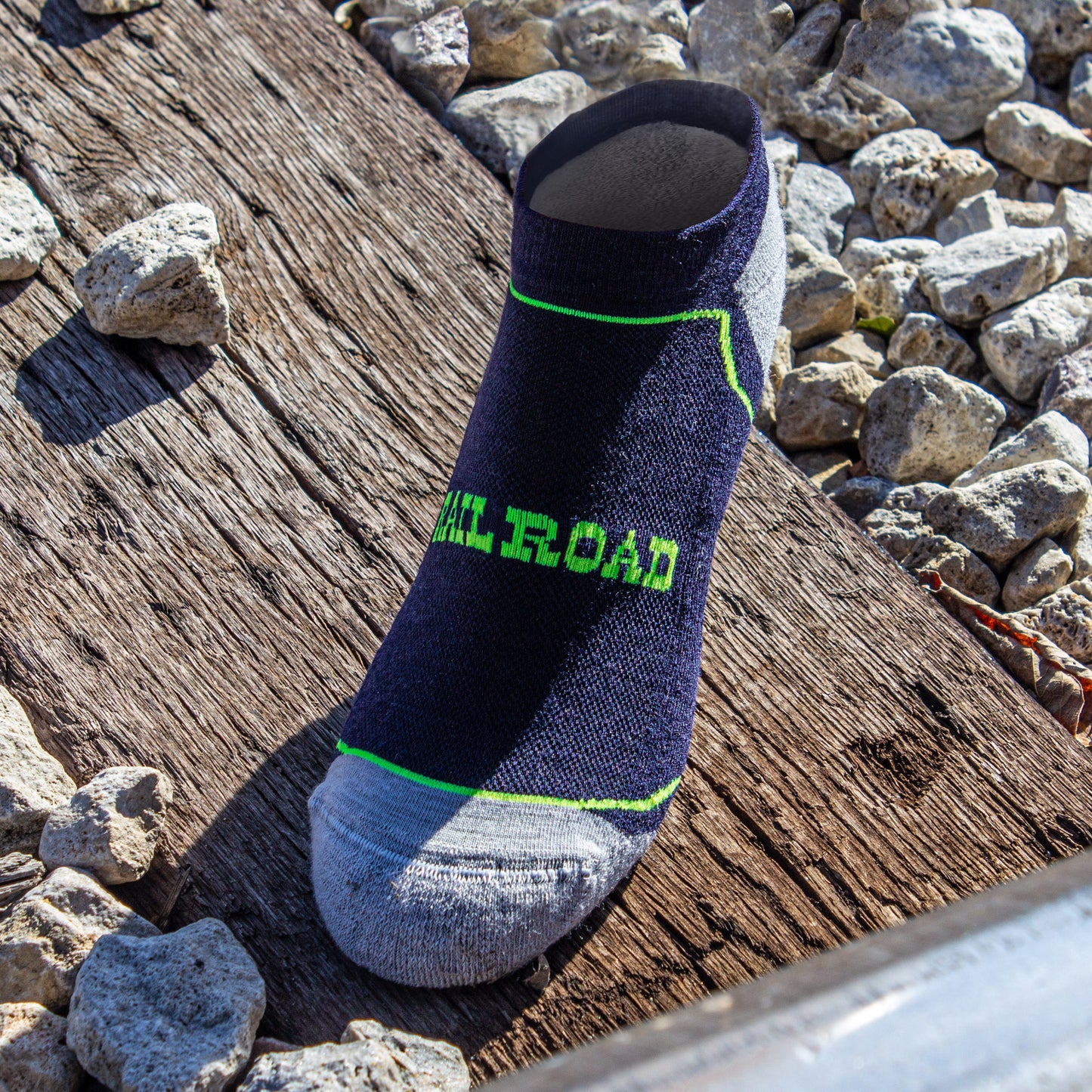 Medium Outdoor No Show Socks (2pr)