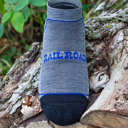 Large Outdoor No Show Socks (2pr)